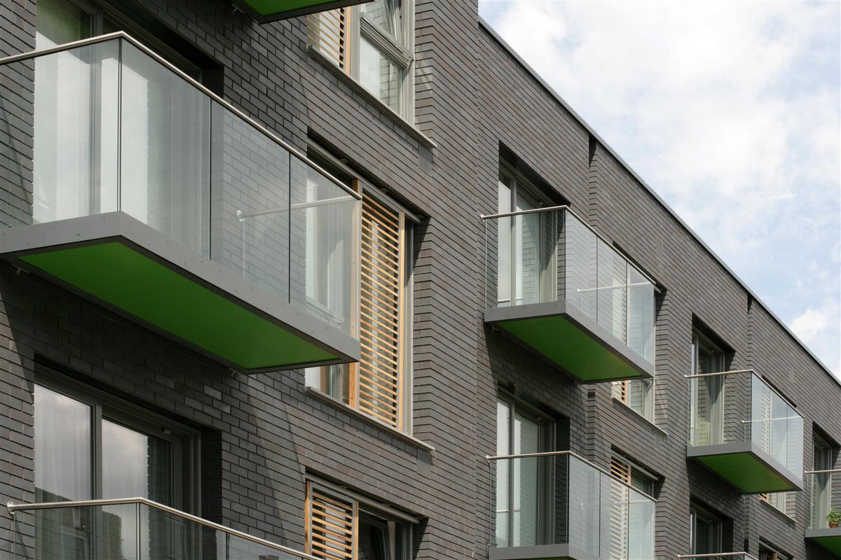 weareibstock's tweet photo. Stunning shots from these #Apartments in #London (W9) where our Staffordshire Slate Blue Smooth #Bricks in 73mm were used. Contact us to find out how we can help you with your next #project: https://t.co/Evg0TLc86V
#brickwork #design #architecture #bluebricks #ibstockbrick https://t.co/r5Iq2BZKcn