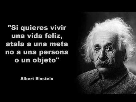 TeDivorcio_com's tweet photo. "Si quieres vivir una vida feliz, atala a una meta u objetivo, y nunca a una persona u objeto." #alberteinstein #filosofiadevida #derecho #abogados @ipllegal @SinRastro_net @TeDivorcio_com #lifestyle https://t.co/yhkrUy7irB