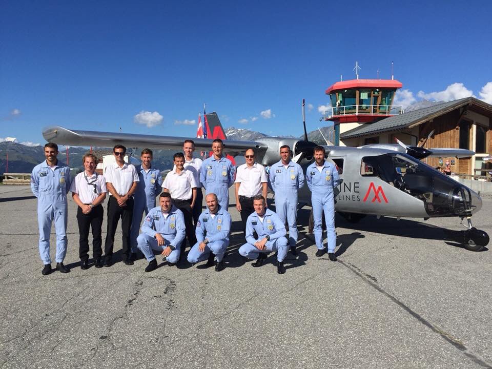 DaphDesrosiers's tweet photo. Les aventures de #Rafalou : partir à la rencontre de la @PAFofficiel en PA68 avec @AlpineAirlines 😍@courchevel  #altiport @Armee_de_lair #avgeek #pilot #aviation #aviationlovers #flight #montagne https://t.co/hajMOwfYme