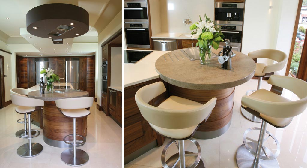 SimpsonsColne's tweet photo. Stunning #kitchen we did nearly 10 years ago. Showing beautifully bespoke furniture doesn't date. #stilllooksamazing @SimpsonsColne for timeless elegance in #kitchens https://t.co/N7JuhlNDL9
