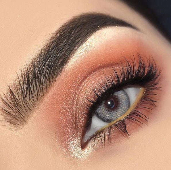 shopbejour's tweet photo. Rose gold GOALS! @marisolbautistaa used our Satin Chrome Liquid Eyeshadow in 'Indie Pink' for this romantic eye look - comment a ✨ below if you love this! https://t.co/0TrbtK9pfe
