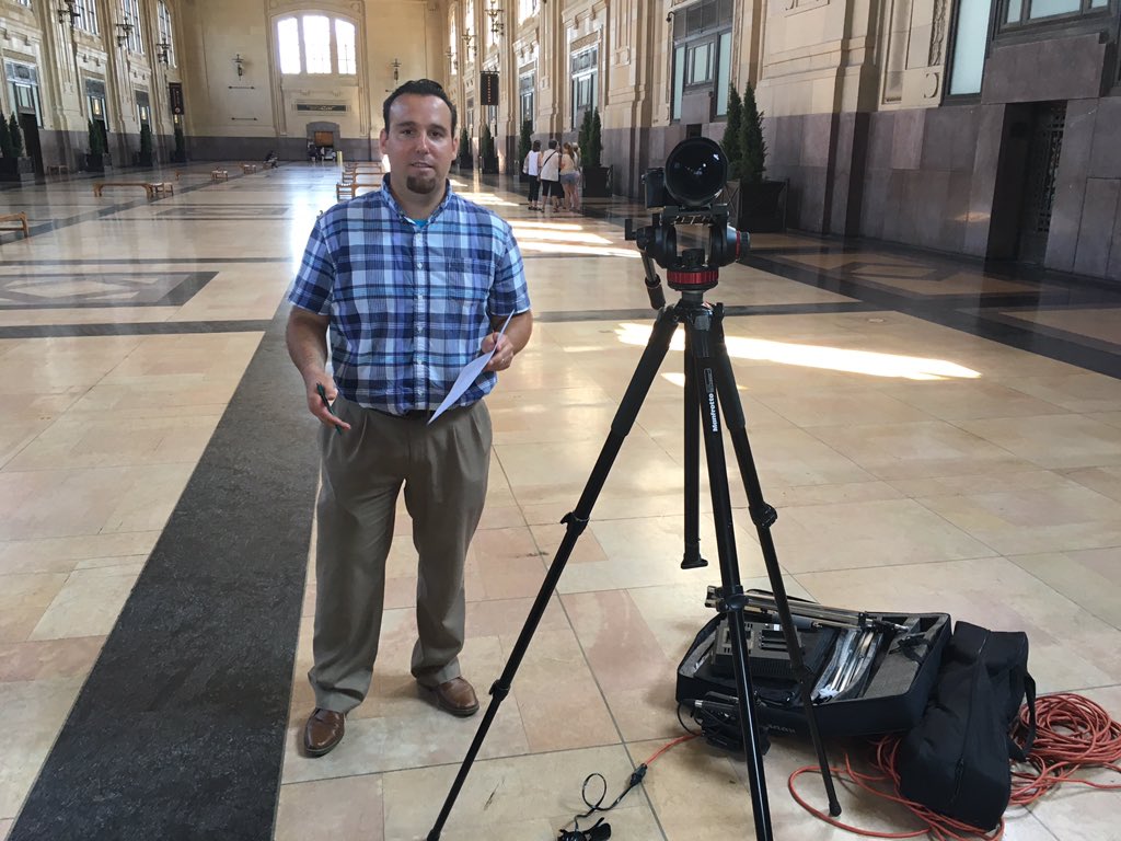 mattydmedia's tweet image. Rare opportunity to shoot inside @UnionStationKC for a #smallbusiness with ties to the architecture here.  Thank you for the hospitality!  #KeepProducing