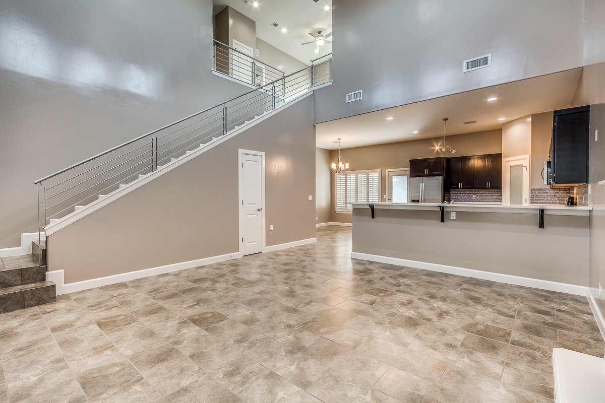 PointeHomes's tweet photo. Two-story, spacious, modern, gorgeous...what more can you ask for? 

Visit https://t.co/zFXDZ5JOOF https://t.co/zdWcoO6EnJ
