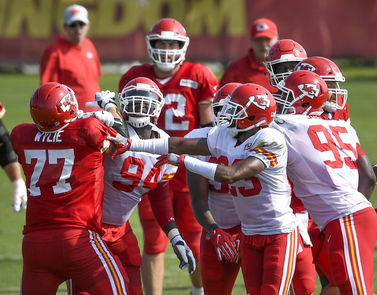 Things got a little heated between #Chiefs oT Andrew Wylie (77) and DT Jarvis Jenkins (94) following a running play by Spencer Ware #ChiefsCamp #TrainingCamp <a href="/KCStar/">The Kansas City Star</a> <a href="/SportsDailyKC/">Sports Daily KC</a>
