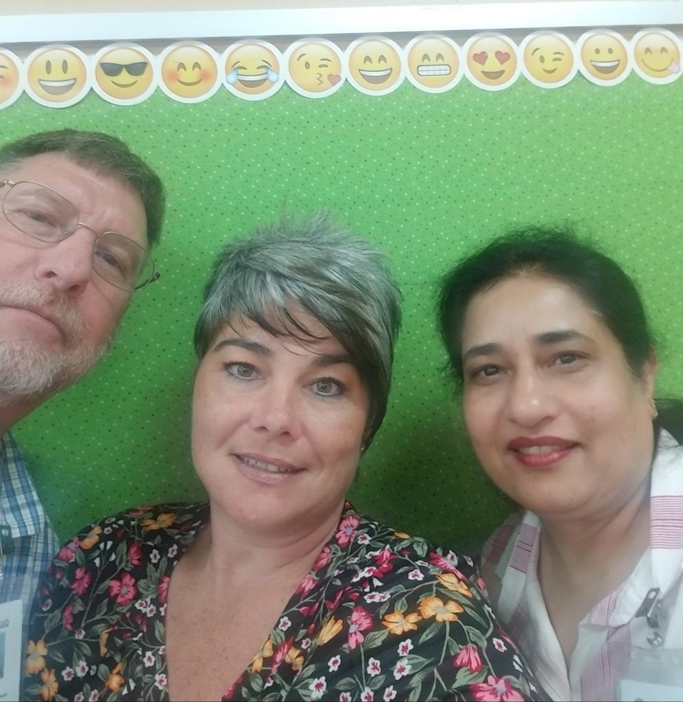 MichelleD71671's tweet photo. #leadlikeapatriot Jack PTC Team! Here's to a great year https://t.co/wVicVL4g0O