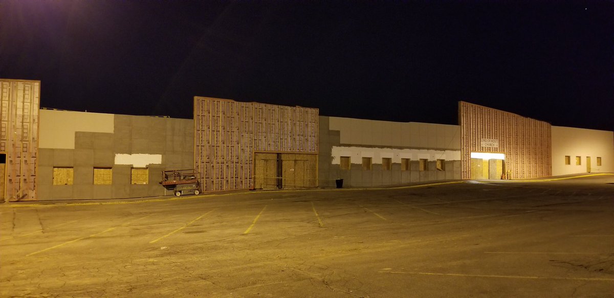 HankKunneman's tweet photo. When you see Kingdom vision coming to pass before your very eyes there are no words...Night view of the building under construction at @lohchurchomaha
#Construction2018 #remodel #building #kingdomadvancement #IamLOH https://t.co/QjX848FQVR