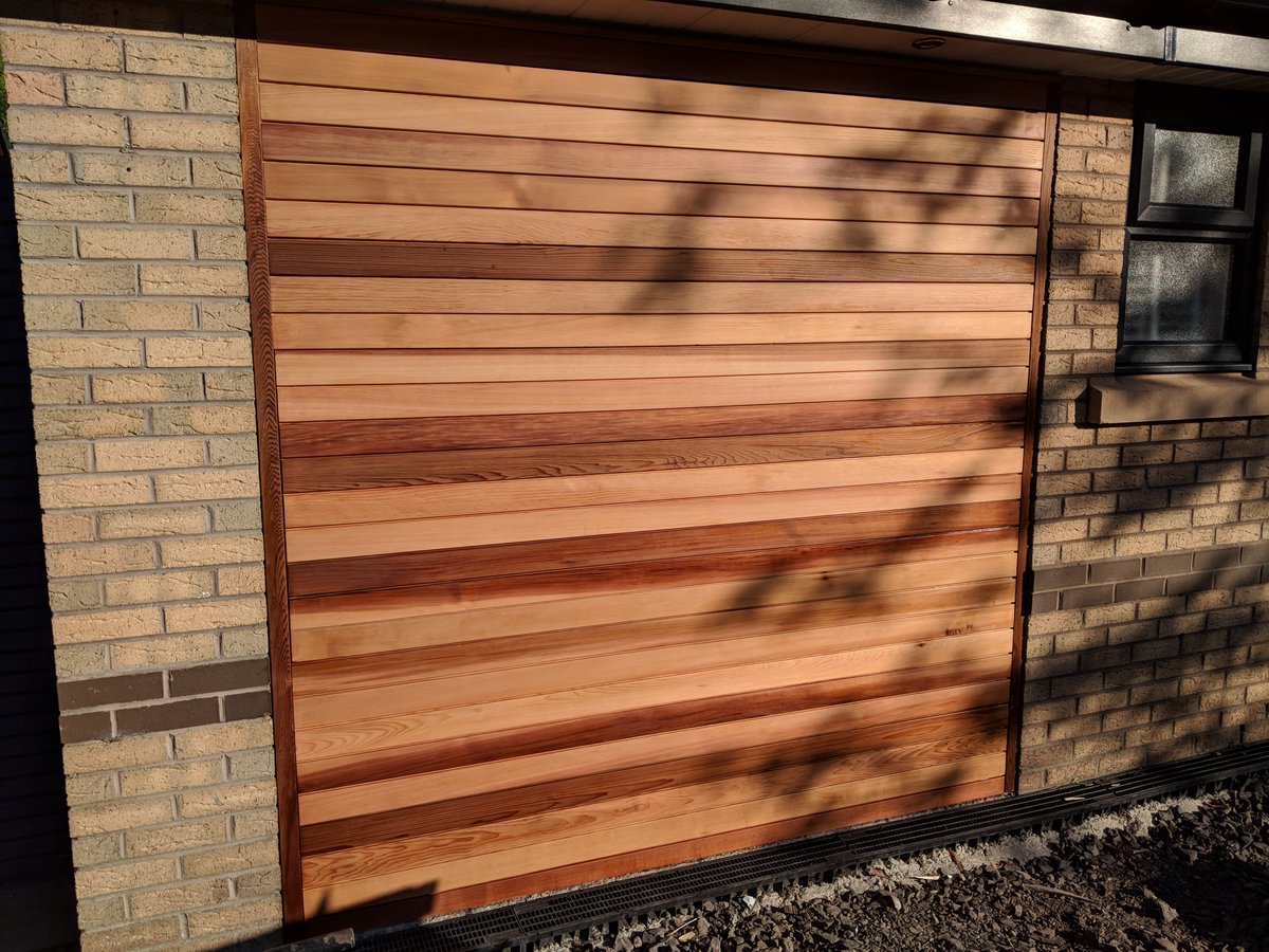 slattedscreen's tweet photo. Our new interlocking boards are great for creating bespoke fence panels, covering brickwork, garages or any unsightly area. Check out the cedar range here: https://t.co/9tfe1D1eSc https://t.co/CSFVRzr9kB