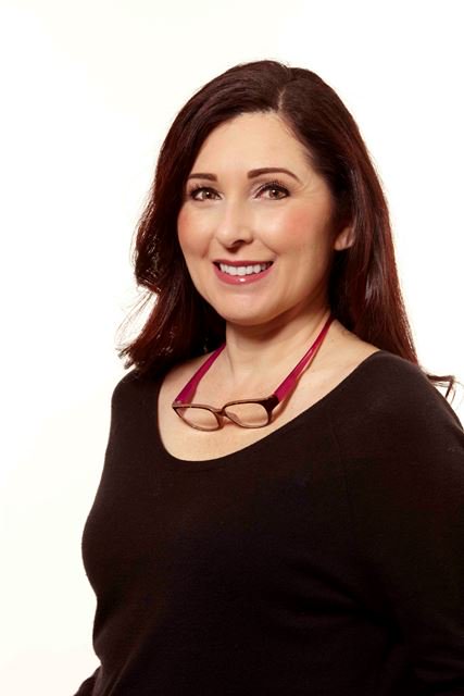 AccessoryDrawer's tweet image. Our NECK HANGING READERS Featured in FASHION BLOG! - mailchi.mp/accessorydrawe…