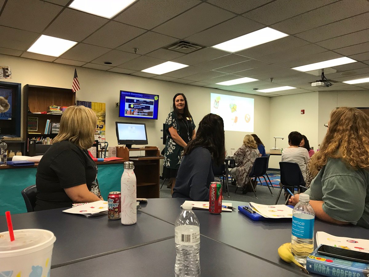 BucyBetsy's tweet photo. FISD Support staff talking Instruction, curriculum and Instructional Resources at the Bennett Library. #Frenshare #FamilyWay #Seekperfectioncaptureexcellence https://t.co/yGu6iYiTMY