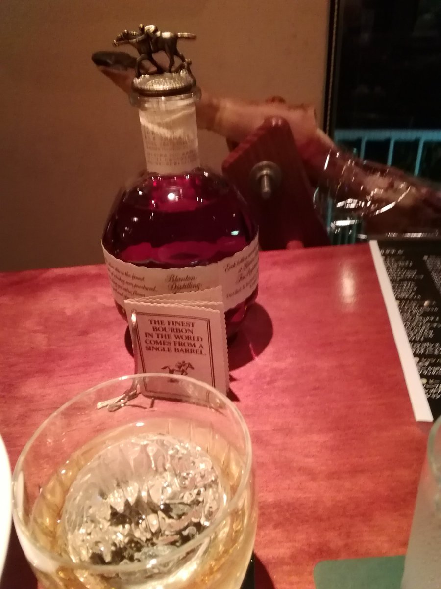 org_masaya's tweet photo. うん✨
バーボン🙂
Bar JUJU
JUJUの曲は、ラストシーンが好き💖 https://t.co/VXch64PgFv