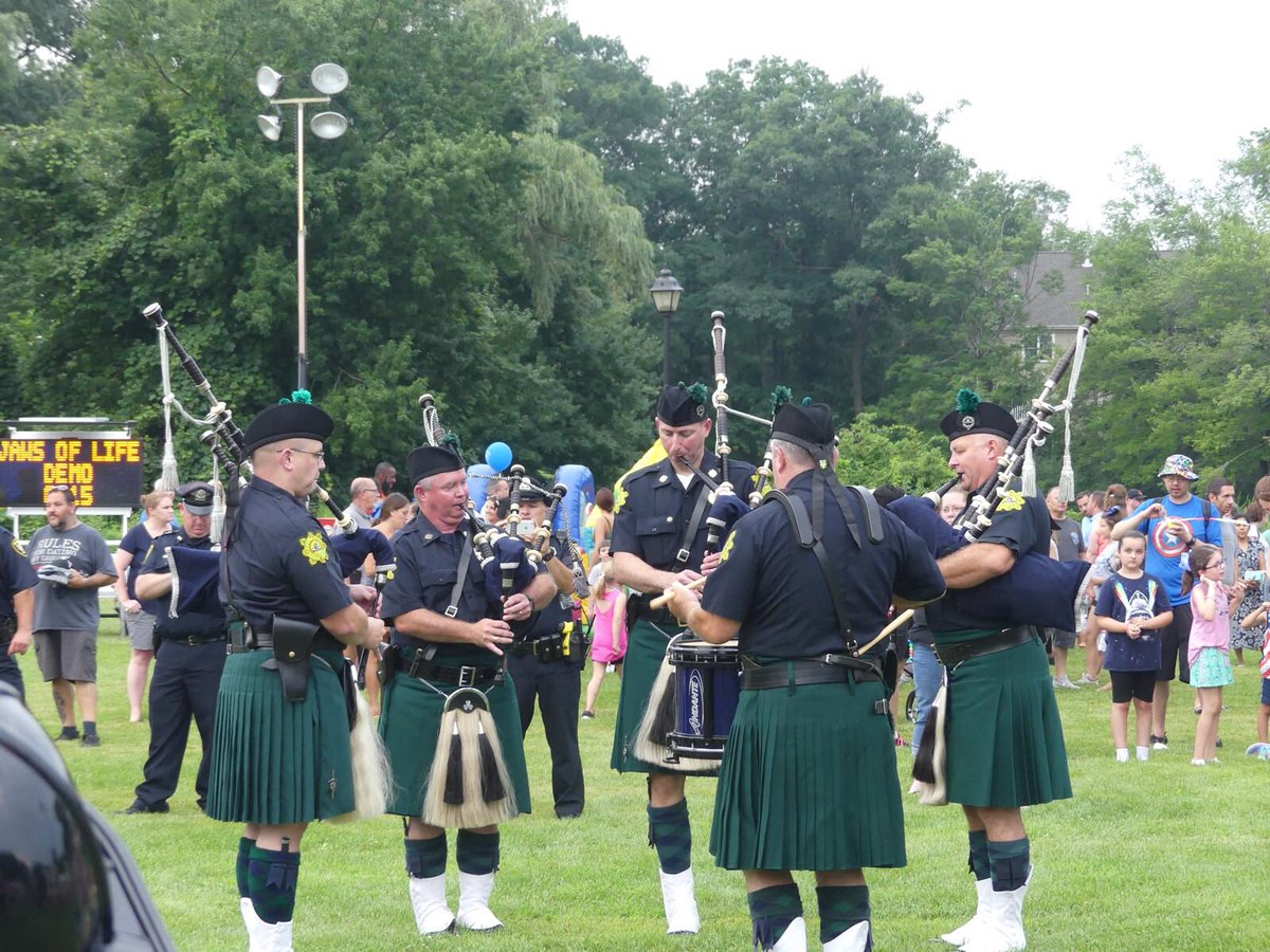 IAPOA Pipes & Drums tweet media