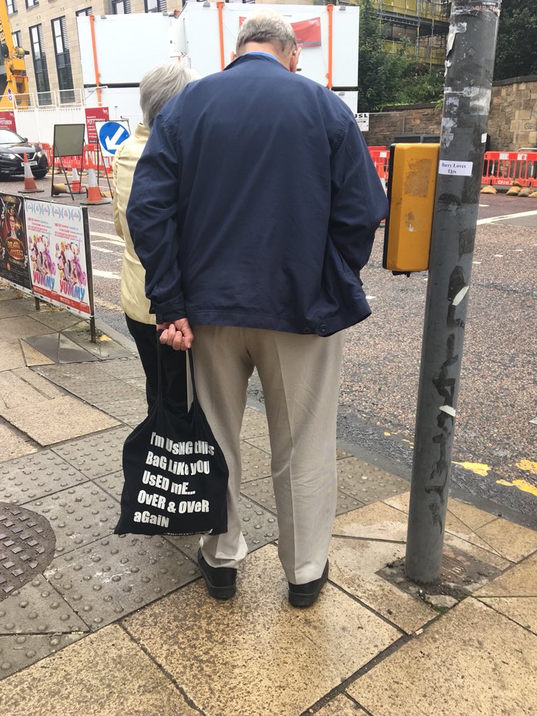 TwoManOneMan's tweet photo. Sorry :/ #EdFringe #IntoTheUnknown #ReusableBags #UnsustainableRelationships https://t.co/QvWbXMpXDe