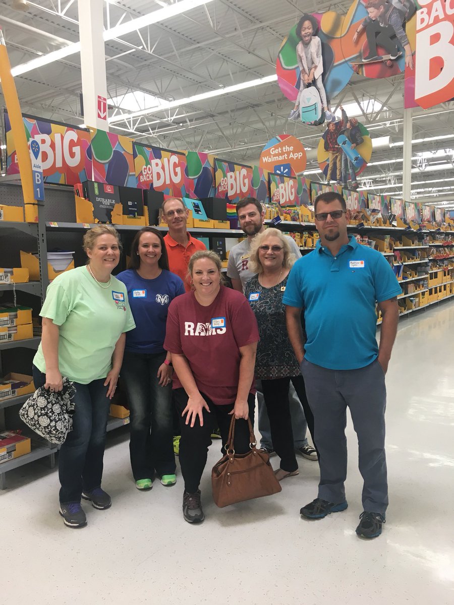ChildressRAMS's tweet image. Stocking up! @RAMiddle_RAMS #RAMSInspire #theGetAways