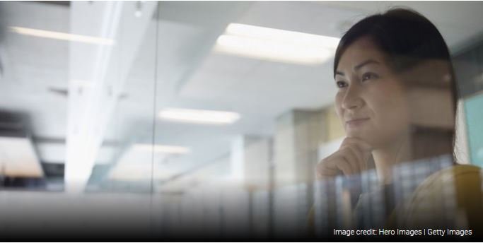 ReneBeaudoin's tweet photo. Quick read on how to stay focused on your #goals. What other tips would you include? https://t.co/5XwwRwcEJE #futureofwork @lifeatmercer https://t.co/UxcEQ9XJKZ