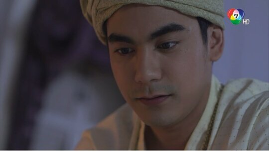 wandeemang's tweet photo. ชอบความเขินของพ่อเหมหิรัญญ์ แต่ที่เขินกว่าคือฉันที่นั่งดูเด้อ #ลูกไม้ลายสนธยา https://t.co/8vtT1OEsGa