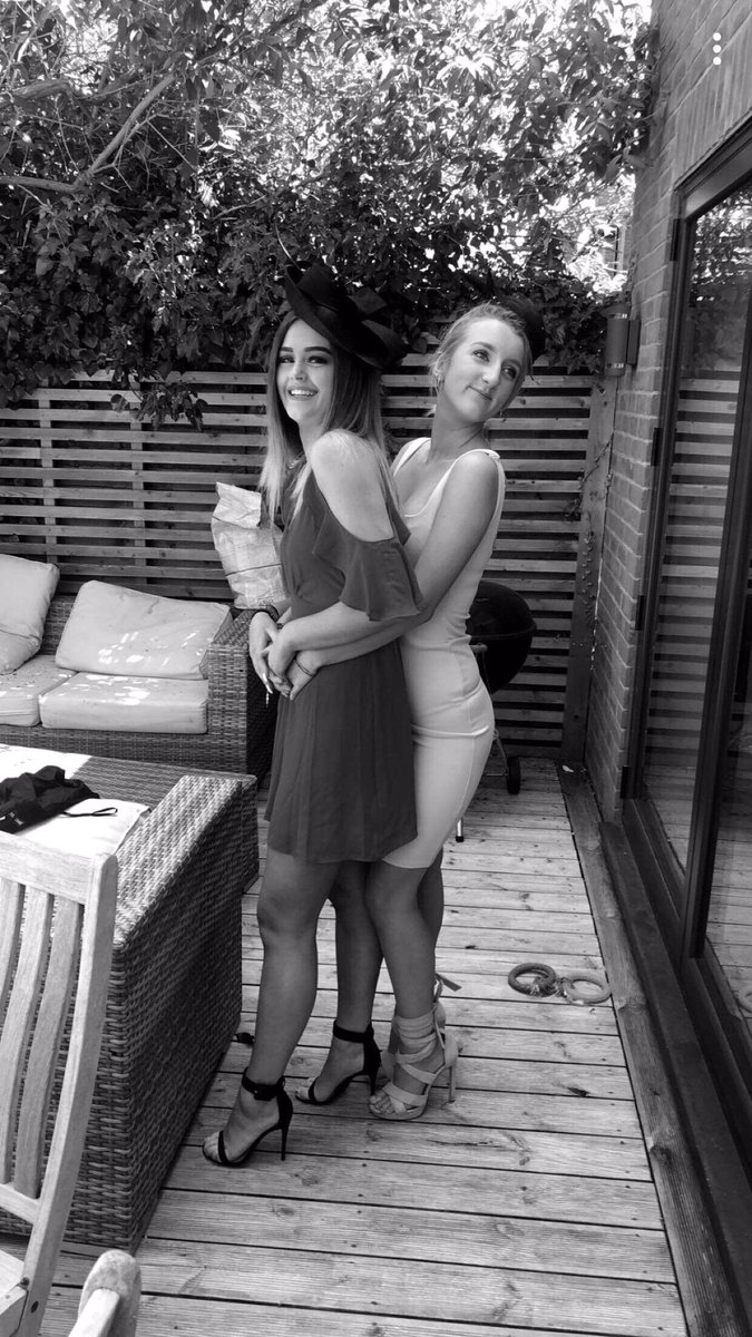 maematthewss's tweet photo. Happy birthday to some hobo that I met a few years ago. We arnt that close but I felt bad if I didn't wish her a happy bday @LaraF1011 ly long time foster https://t.co/NlN1VDDQa8
