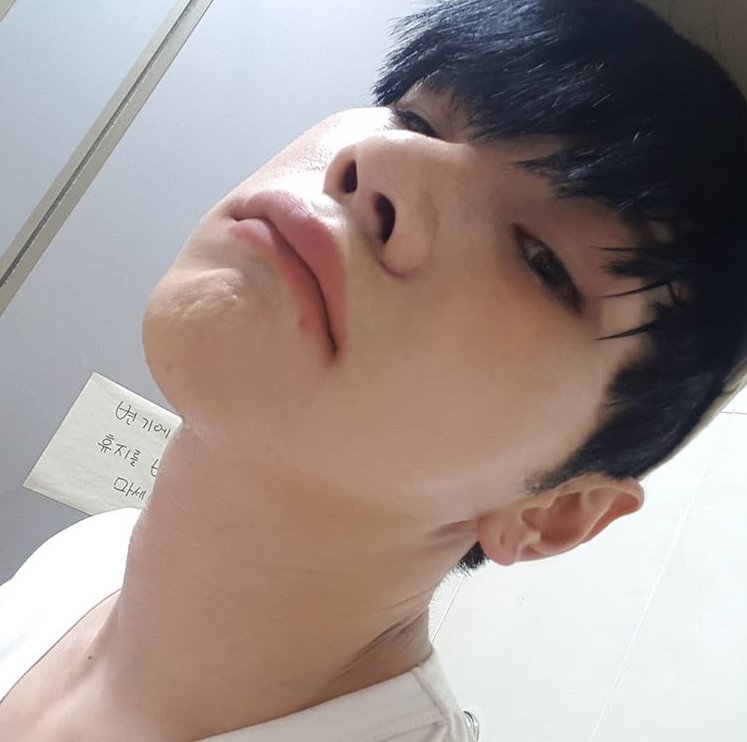 minsinging tweet picture