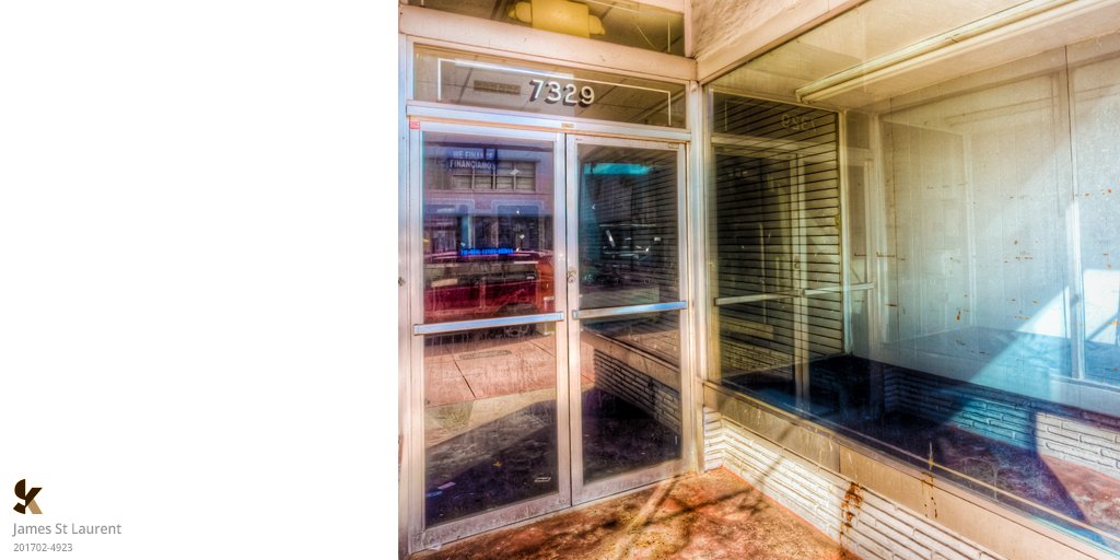 Stockiste's tweet photo. In Through The Looking Glass by @JamesStLaurent 
Stockiste - Creative images for your project.

#Photography #JamesStLaurent #ContentMarketing #Storytelling #Stockphoto #MiamiBeach #Window #Store #Entry #Sunlight #Doors #Empty #ToRent #Reflection https://t.co/XAPQqRfjbm