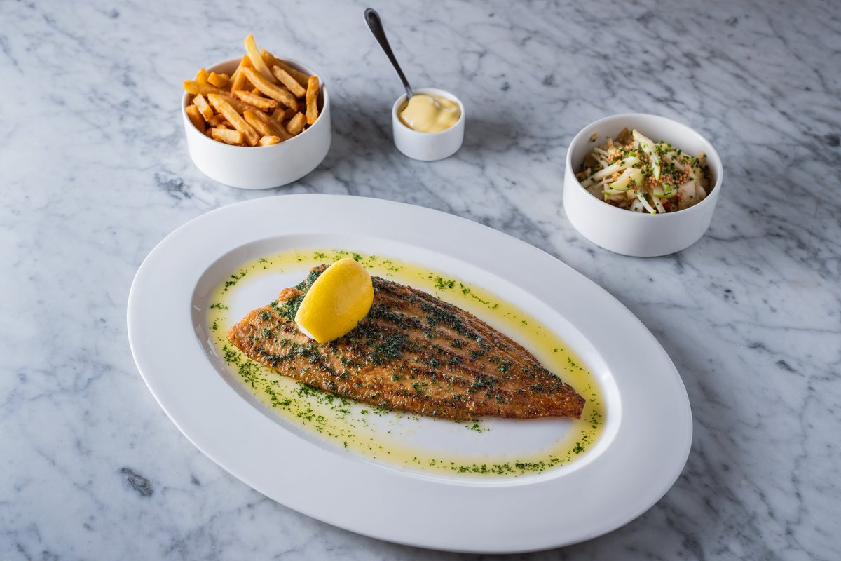 Verse vis! Nieuw op onze menukaart: Zeetong meunière met Belgische frietjes en een salade naar keuze. #thermaepalace