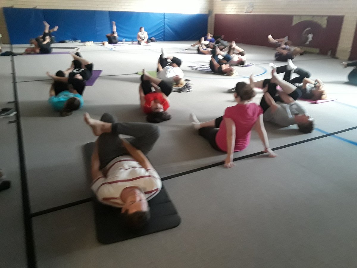WilmoreDavis's tweet photo. @krsrae @BarraleSamantha led our staff in yoga this morning. They trained in the #breatheforchange program and they're bringing it to the Stober and @WilmoreDavis learning communities this year!
@79adicola @COJasonGlass @JeffcoSchoolsCo #jeffcogenerations #kindnesswarriors https://t.co/u9vvSEnLd9