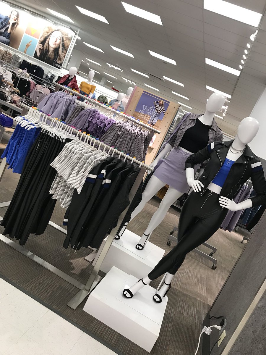 Rain or Shine.... We are styling in our #WildFable #2850 #targetstyle #refresh