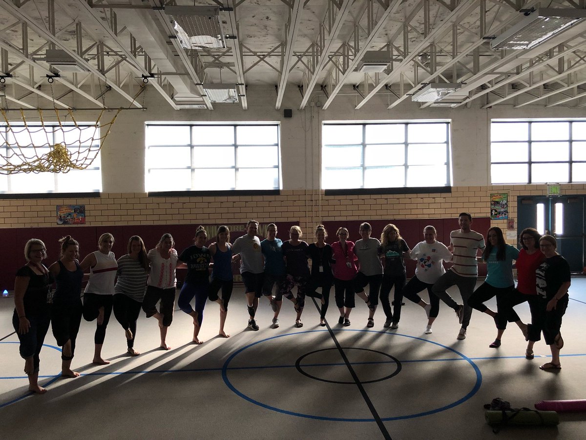 WilmoreDavis's tweet photo. @krsrae @BarraleSamantha led our staff in yoga this morning. They trained in the #breatheforchange program and they're bringing it to the Stober and @WilmoreDavis learning communities this year!
@79adicola @COJasonGlass @JeffcoSchoolsCo #jeffcogenerations #kindnesswarriors https://t.co/u9vvSEnLd9