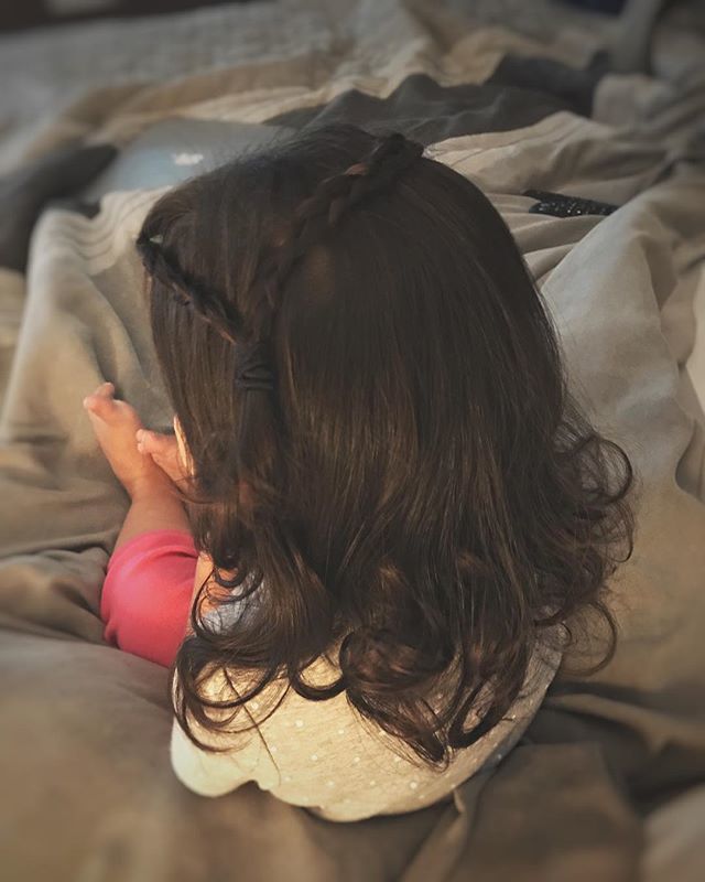 ShirleeAlicia's tweet image. Hair for days like her Mama! She is seriously my mini me!! #noteven2