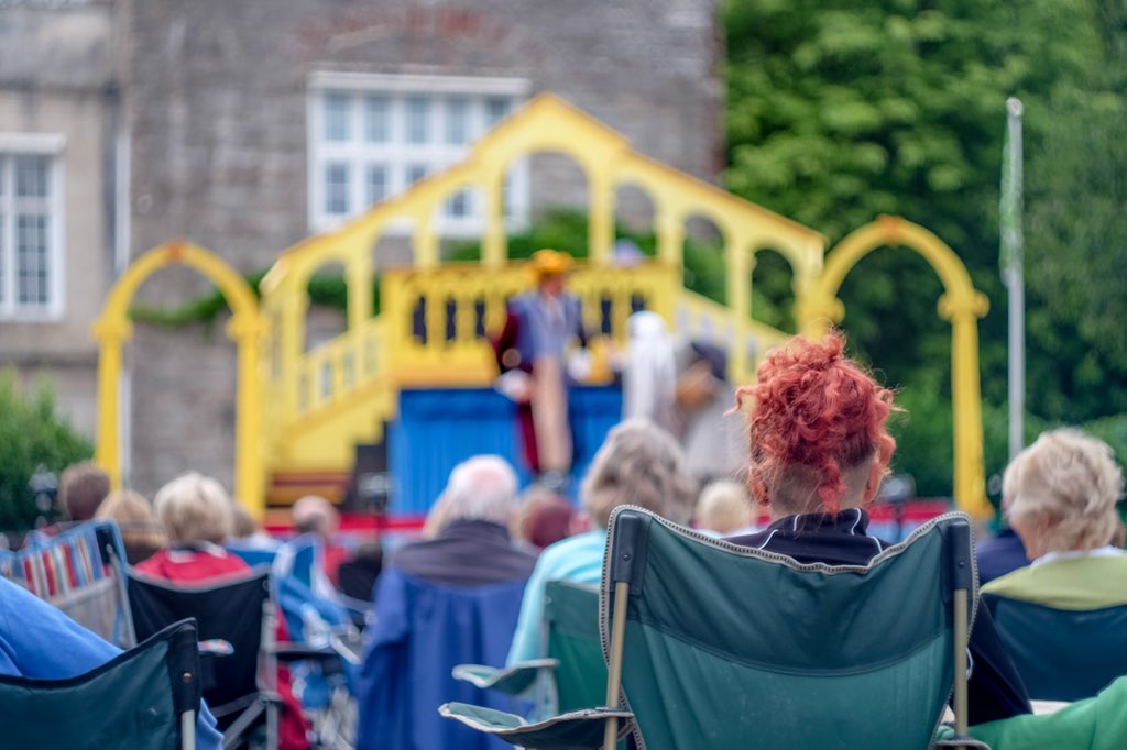 Cockington Court tweet media