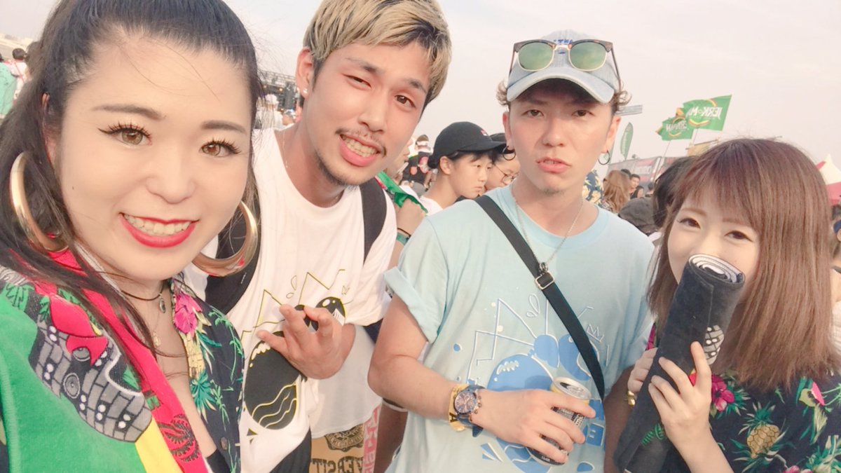 rina___0025's tweet photo. ハイエストマウンテン2018⛰🔥🌈
最高に楽しかった 〜 💚💛
#HM20th
#HIGHESTMOUNTAIN2018
#最高山 https://t.co/xBq98aglnR