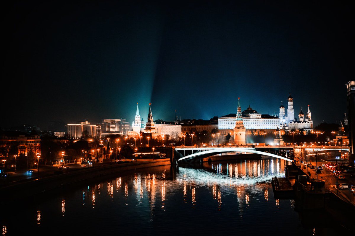 TourgratisRusia's tweet photo. GENIAL!!
Descubre la Historia y los lugares mas emblemáticos de Rusia con guías cualificados y divertidos ¡en español! 😊👍
👉 https://t.co/eWYH4wRT2M #felizlunes #fotografia #rusia #viajes #tours #gratis #tourspersonalizados #enespañol #guia #turismo https://t.co/o8ibmlgJcO