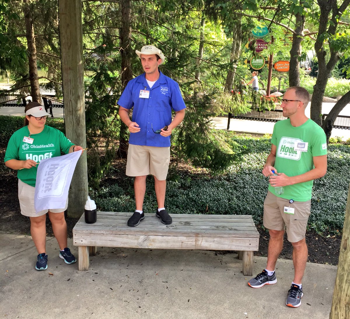 OhioHealth's tweet photo. Discover tips and tricks for beating stress while taking in the beautiful views of the @ColumbusZoo! Join us this Thursday (8/16) for #HOOFit. Register at https://t.co/z3XVYabsCr. https://t.co/GxkNEBZrmY