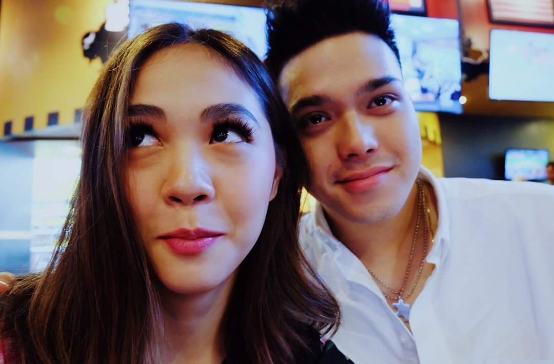 15Precy's tweet photo. ., Ano na?! paano pa Hahanapin ang tulog ngaun.. 😂
Paano magpa tigil NG kilig.??!! ❤️😂
., may goosh... Na miss ko to.....
More!!!! More!!! Please 🙏 https://t.co/GzBdb2oz6N
