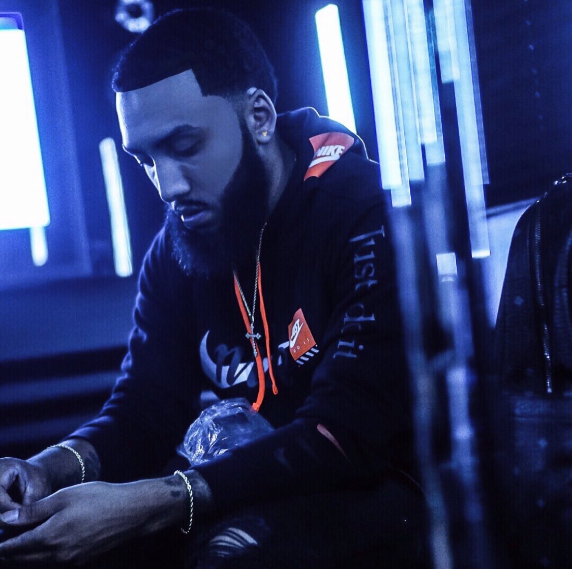 RT! <a href="/PadaEscobar/">PADA ESCO</a> looks to level up with new visuals coming soon from <a href="/1papiifilms_/">1papiifilms</a> 📽. Stay tuned #BostonHipHop