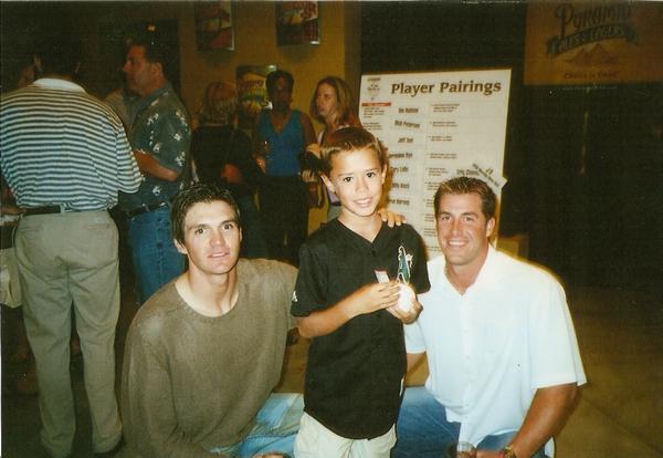 rlac17's tweet image. Happy Lefthanders Day to my 3 favorite lefties! @markmulder20 @barryzitomusic @BicepsWinGames