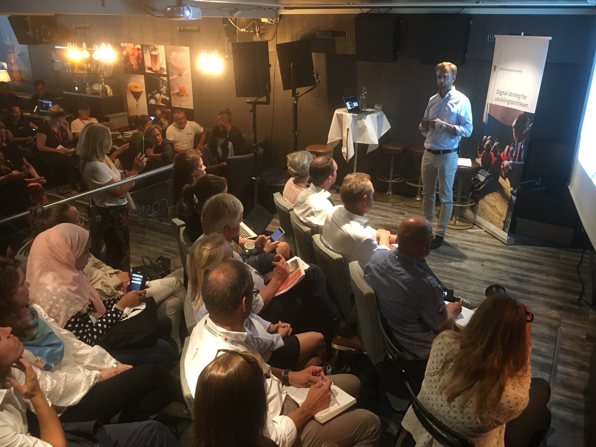 sveinbaera's tweet image. Samarbeid med næringsliv står sentralt når den nye digitale strategien for utviklingspolitikken skal følges opp med innhold, sier @nikolaiastrup på @IKTNorge arr. på #Arendalsuka #DigidevNOR