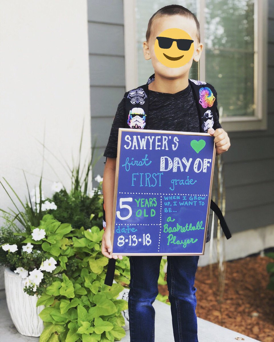 alex_fraz's tweet photo. Here we go - #BackToSchool2018
#momlife #TimeFlies #IAmMapleton https://t.co/uboYuTLfMI