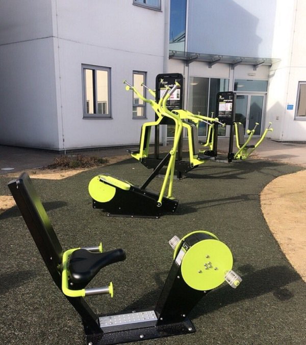 Thanks to a very generous donation from Friends of Goodmayes our patients at Sunflowers Court are benefitting from a new outdoor gym #NELFTnews #mentalhealth nelft.nhs.uk/news-events/pa…