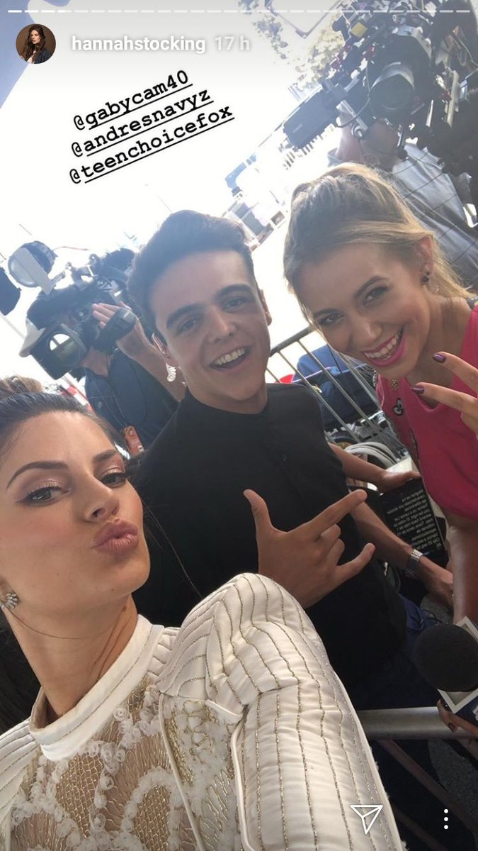 Ines_R_S's tweet photo. OMG 👏😱
@AndresNavyz
@gaby_cam
@HannahStocking
#TeenChoiceWarner
#NavysChoice https://t.co/0QGHlwnnIN