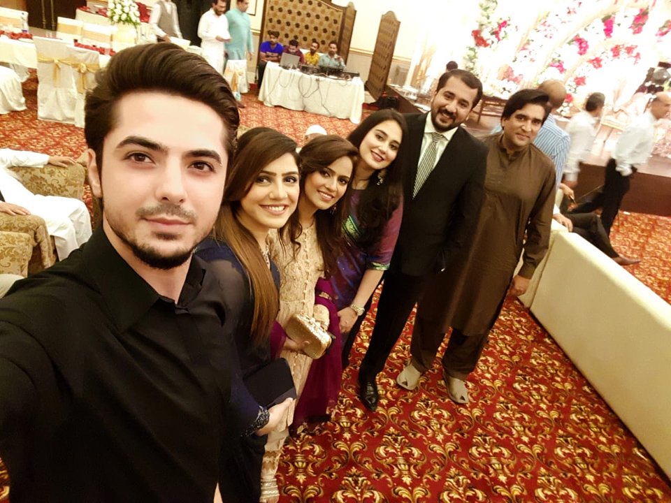 #weddingstories #anchors #lifeofananchor #prettyladies #ayeshabakhsh #ayeshajhanzeb #alimir #mubashirluqman #shajianiazi @ShajiaNiazi @AyeshaBakhsh @mubasherlucman