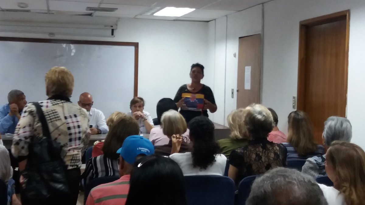 Mariluz Guevara madre del 1er Teniente Peter Moreno, mujer aguerrida  y luchadora!!! su lucha es por la #LIBERTAD