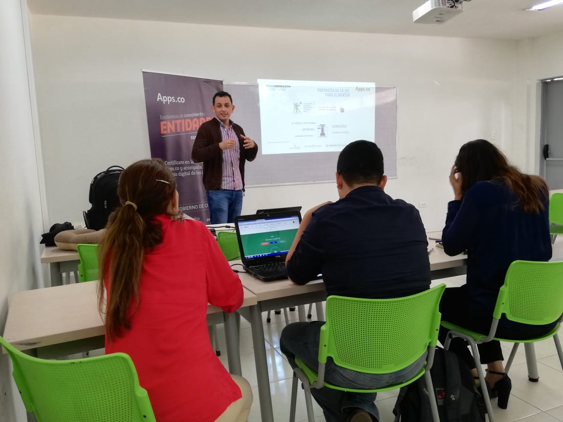 AppsCo's tweet photo. #AppsPorColombia l Iniciamos jornadas de capacitación y entrenamiento a potenciales mentores que acompañarán a emprendedores de la fase de #DescubrimientoDeNegocios en Ibagué, Soledad, Cartago, Montería, Bucaramanga, Pasto y Bogota. https://t.co/g9vrm4b6gT