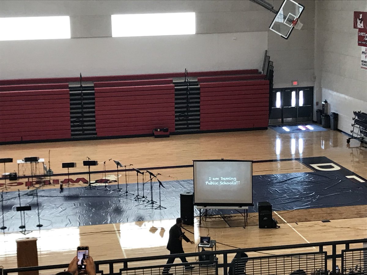 leapin_lani's tweet photo. @arsenioromero doing his thing and getting us ready for a great year! #celebrateDPSschools #mem_cats #alegacyofloveandlearning https://t.co/XN1eUAWLgM
