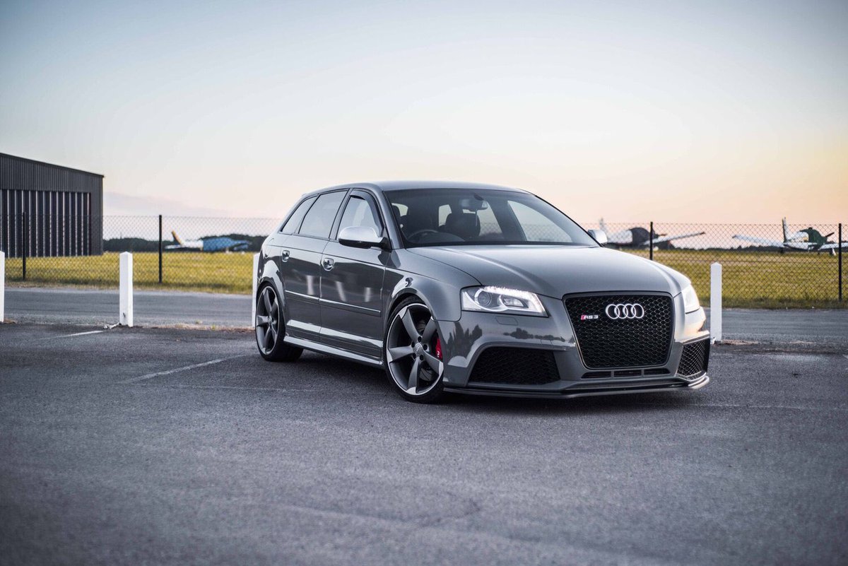 _Studio448's tweet image. Check out this Audi RS3 after some Studio448 treatment! From the stock Ibis white to a “Nardo Grey” using Avery’s Gloss Dark Grey. Looking for a full colour change? Give us a shout, we have 100s of colours for you to choose from! #studio448 #vehiclewrap #wraps #wrapped #rs3