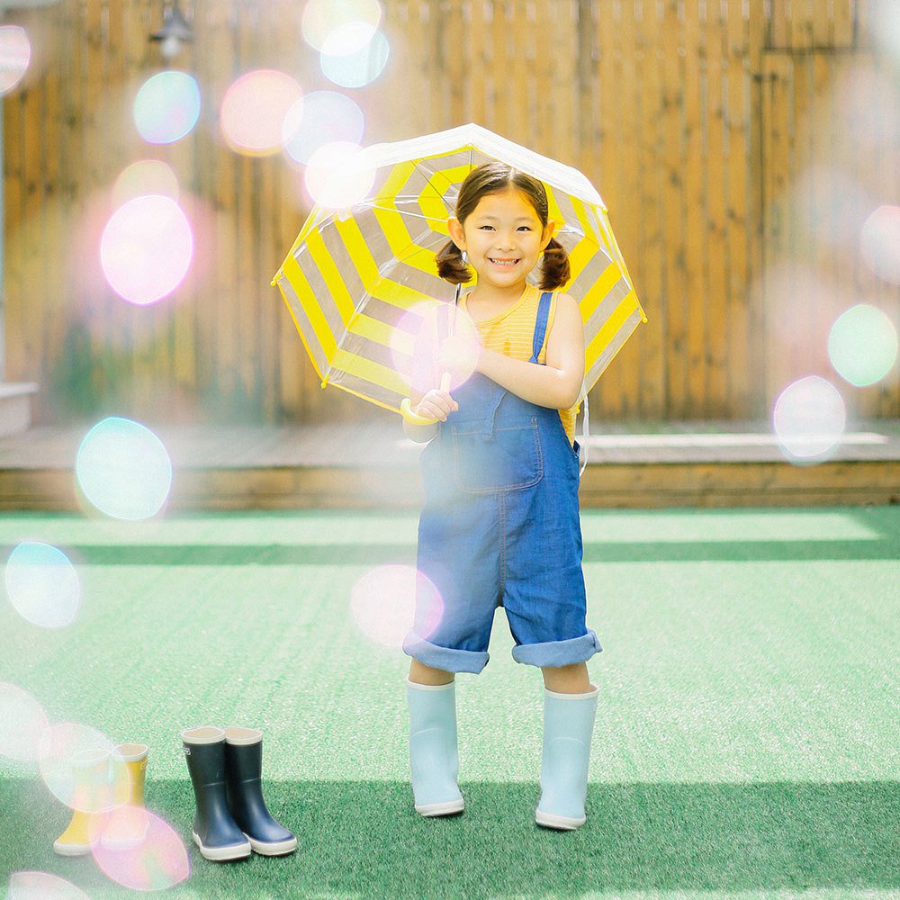 CWB | Childrenswear Buyer Magazine (@cwbmagazine) on Twitter photo Kids' fashion blog <a href="/JuniorStyleLDN/">Junior Style</a> is launching Junior Style Magazine. Debuting in September via digital platform Issuu, the magazine will target mothers and their children aged 8-15 years. Read on to discover how you could get involved with the launch. cwb-online.co/junior-style-m… Kids' fashion blog <a href="/JuniorStyleLDN/">Junior Style</a> is launching Junior Style Magazine. Debuting in September via digital platform Issuu, the magazine will target mothers and their children aged 8-15 years. Read on to discover how you could get involved with the launch. cwb-online.co/junior-style-m…