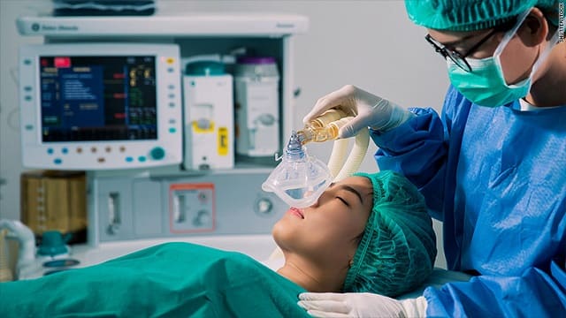 Anesthesiologist Salary in Florida, FL | SalaryAverage.net dlvr.it/QfmMBX