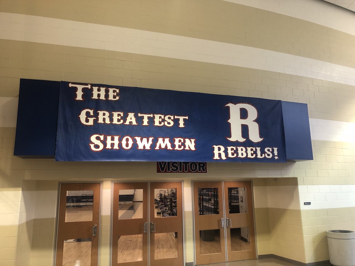LonghornFabFan's tweet photo. The absolute Greatest Show is taking place at Richland High.  Kudos to principal Carla Rix and her team for such a positive and energetic start for their faculty and staff!! @Richlandhigh @rix_ric https://t.co/fmggMlHrEL
