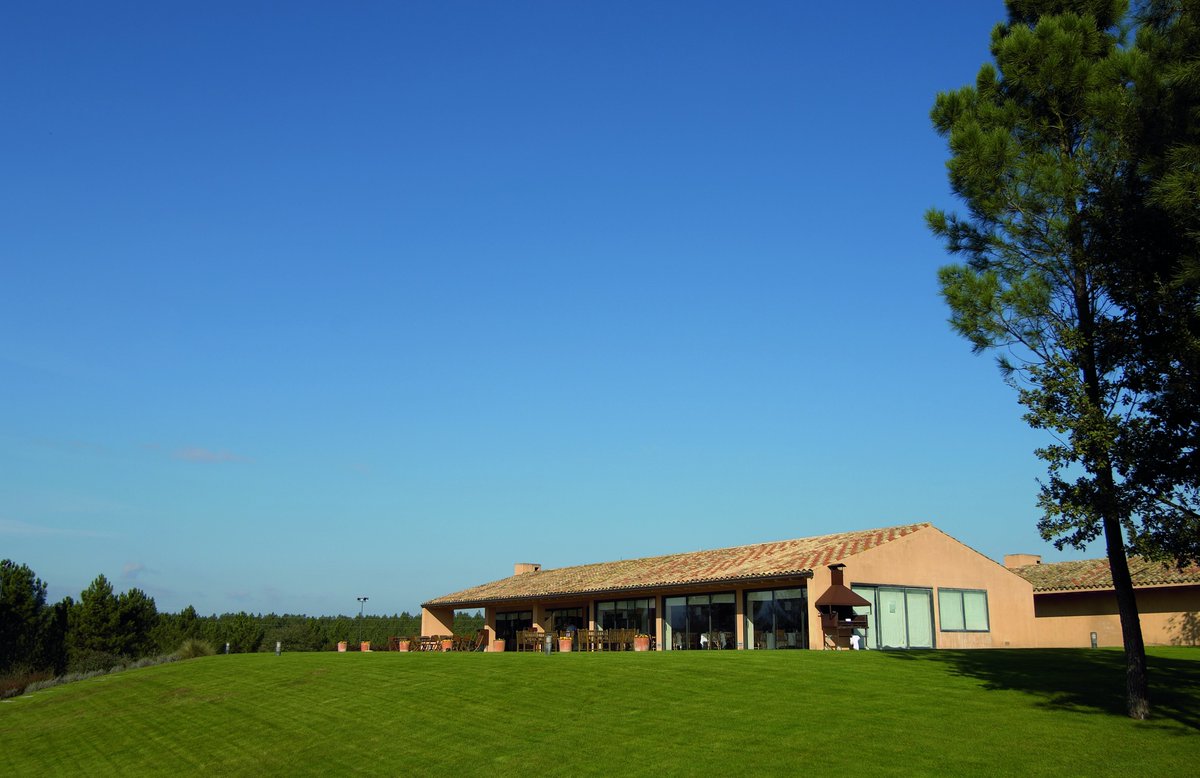 Camiral_'s tweet image. Time flies and our Resort is growing and evolving day by day. One perfect example is the evolution of Casa Club. Can you spot any difference? 😉