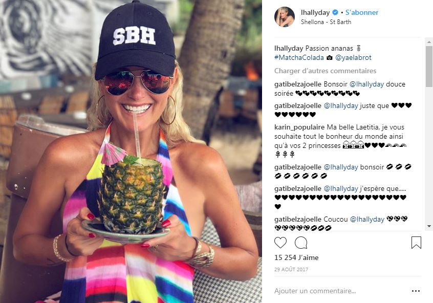 Closer On Twitter Laeticia Hallyday Sexy En Bikini A Saint Barthelemy Https T Co Hmf4ubrysf