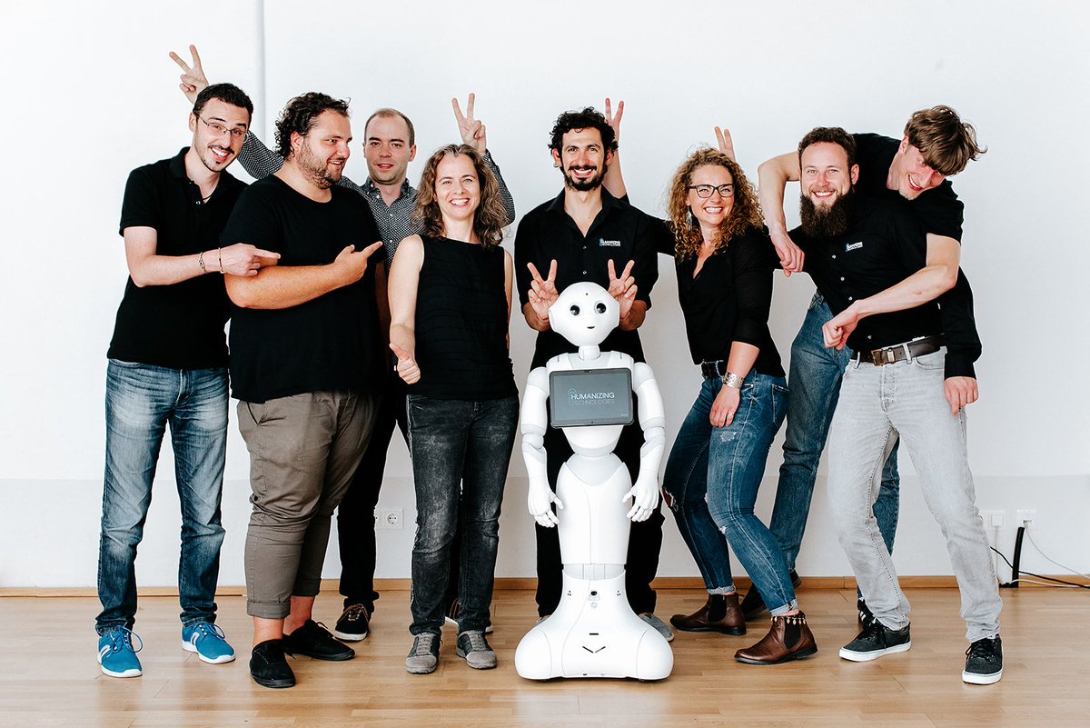 Humanizing411's tweet photo. Don't take #Monday to serious! #TeamVienna #PepperRobot #Pepper #Appdev #Softwaredev #Softwaredeveloper #Appdeveloper #Coder #Coding #Programmer #Programminglifestyle https://t.co/NRfwK7orJz