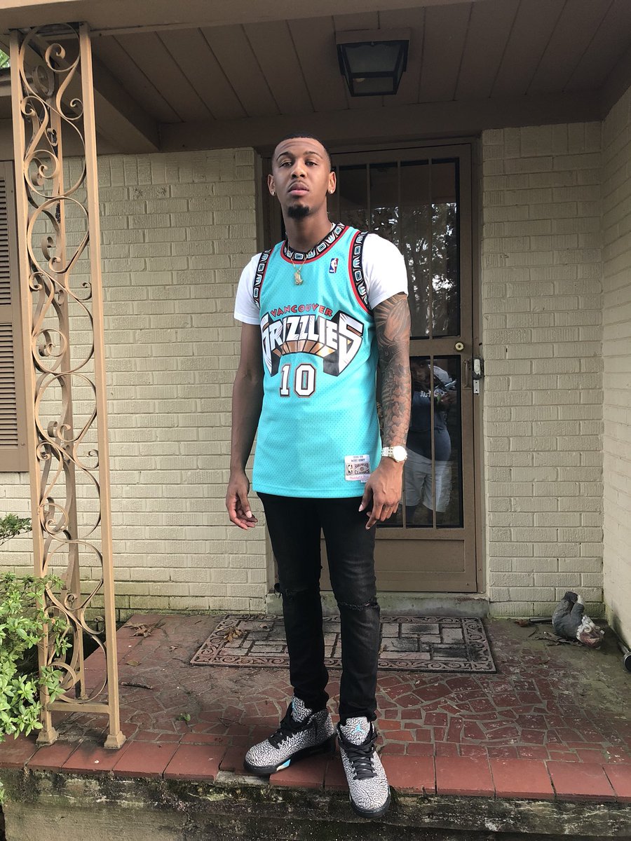 YbeBmac's tweet photo. This Memphis shit will never fade away. #YBE https://t.co/flYwQHByHb
